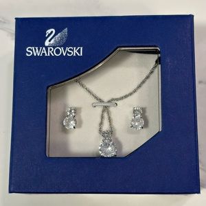 Swarovski Crystal Pendant and earrings